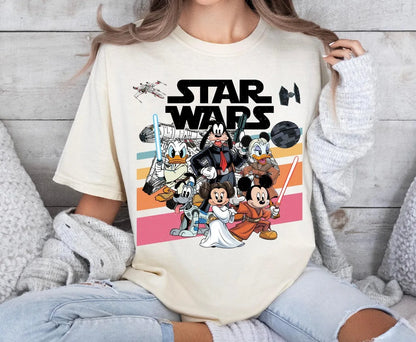 Retro T-shirt "May the Force be with you" featuring Mickey and his Star Wars friends.